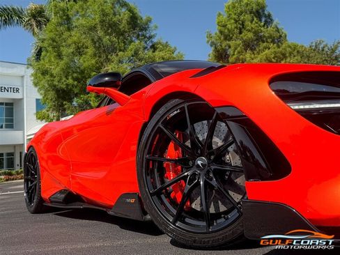 Used 2021 McLaren 765LT RWD image 61