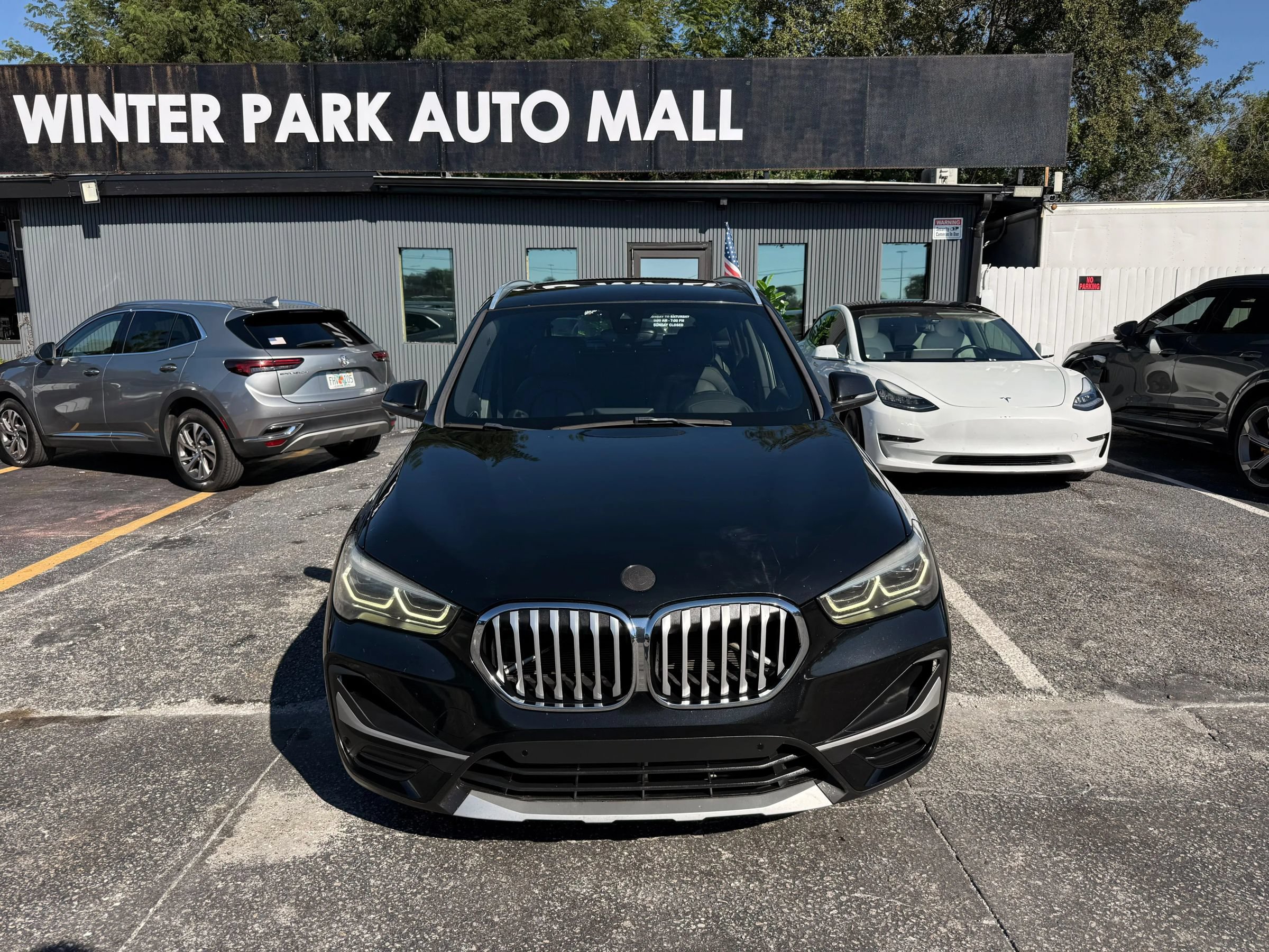 Used 2021 BMW X1 xDrive28i AWD/4WD image 2
