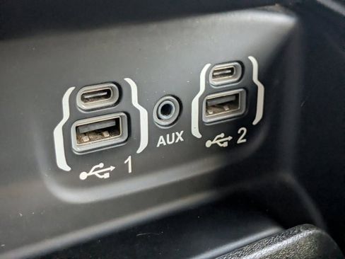 Certified 2022 RAM 2500 Laramie image 19