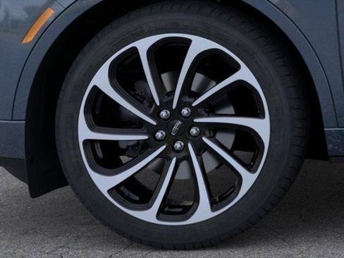 New 2026 Lincoln Nautilus Black Label AWD/4WD image 19