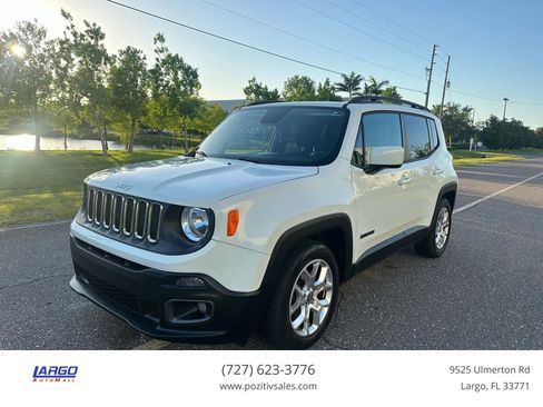 Used 2016 Jeep Renegade Latitude image 1
