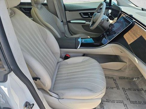 Used 2022 Mercedes-Benz EQS 450+ Sedan image 23