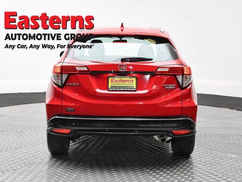 Used 2019 Honda HR-V Sport image 6