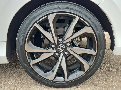 Used 2019 Honda Civic Sport image 13