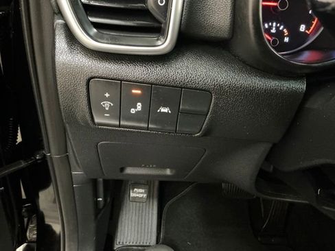 Used 2022 Kia Sportage LX w/ LX AWD Value Edition Package image 19