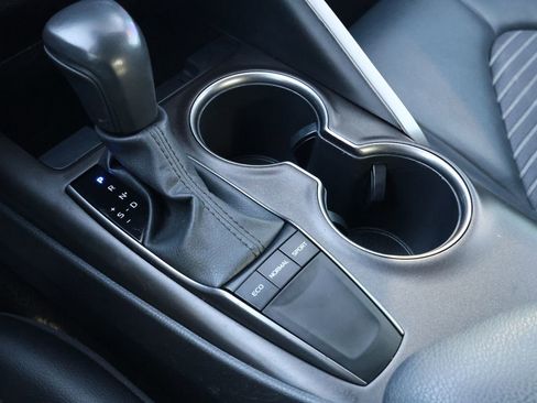 Used 2023 Toyota Camry SE w/ Convenience Package image 22