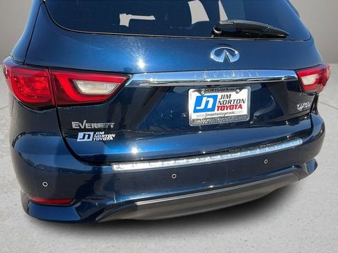 Used 2019 INFINITI QX60 Luxe w/ Essential Package image 12