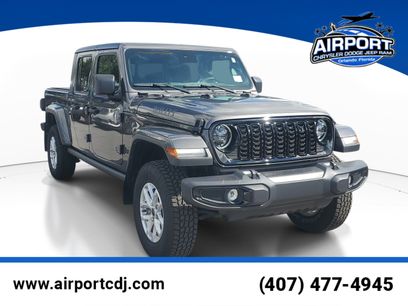 Used 2025 Jeep Gladiator Sport