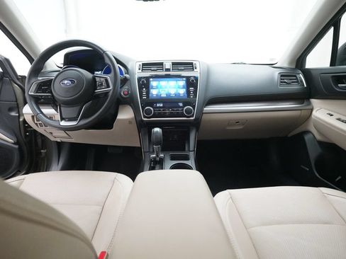 Used 2019 Subaru Outback 2.5i Limited AWD/4WD image 5
