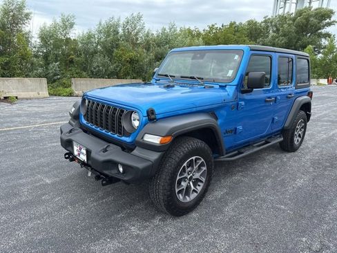 Used 2024 Jeep Wrangler Sport S image 1