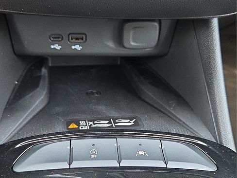 New 2026 Buick Envista Avenir image 19