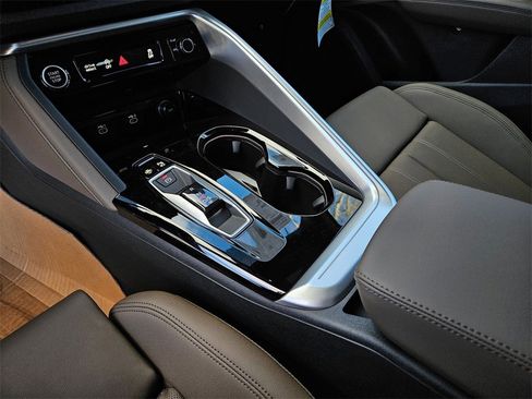 New 2025 Audi Q5 Premium Plus image 14