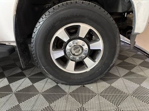 Used 2016 Ford F250 Lariat w/ Lariat Ultimate Package AWD/4WD image 42