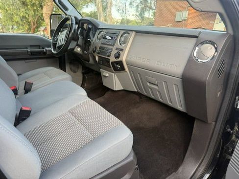 Used 2015 Ford F250 XLT w/ XLT Value Package AWD/4WD image 9