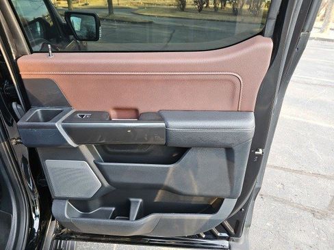 Used 2022 Ford F150 Lariat w/ Equipment Group 502A High image 17