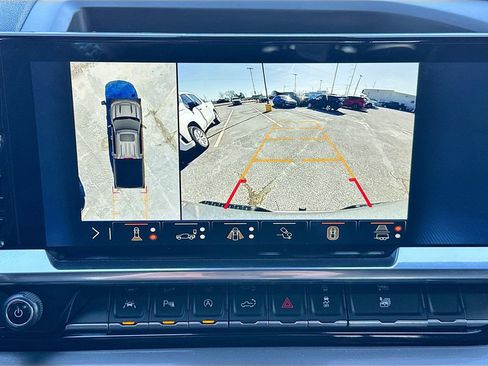 Used 2024 Chevrolet Silverado 1500 High Country image 13