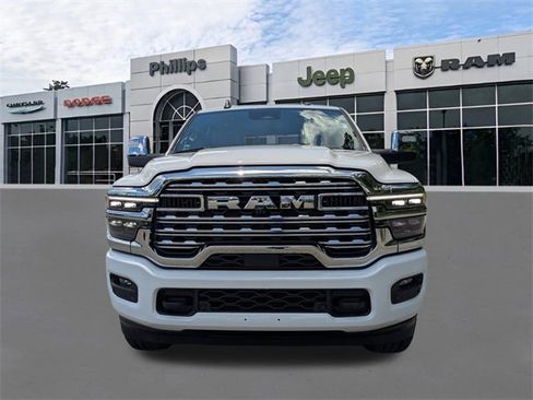 New 2025 RAM 2500 Limited image 9
