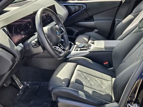 Used 2025 BMW X3 xDrive30i image 10