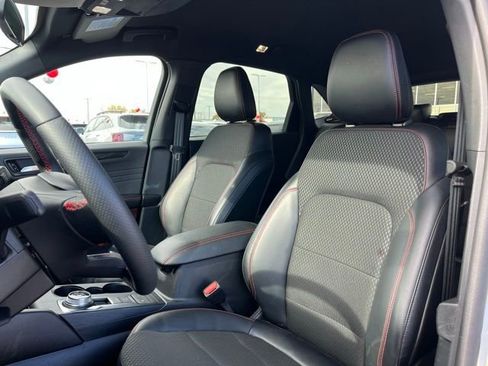 Used 2025 Ford Escape ST-Line Select image 18