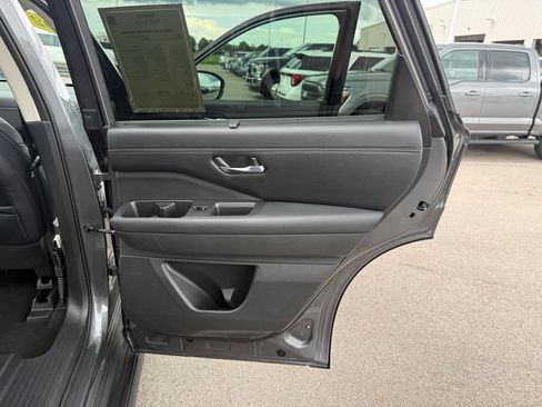 Used 2023 Nissan Pathfinder Platinum AWD/4WD image 24