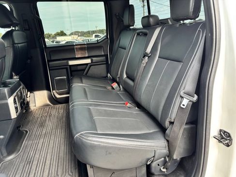 Used 2022 Ford F350 Lariat w/ Tremor Off-Road Package AWD/4WD image 27