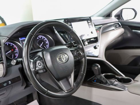 Used 2023 Toyota Camry SE FWD image 22