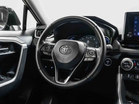 Certified 2025 Toyota RAV4 XLE w/ Weather Package AWD/4WD image 15
