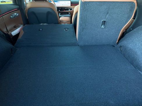New 2026 Genesis GV70 2.5T Advanced AWD/4WD image 15