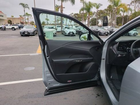 Used 2025 Lexus RX 350 w/ Convenience Package image 15