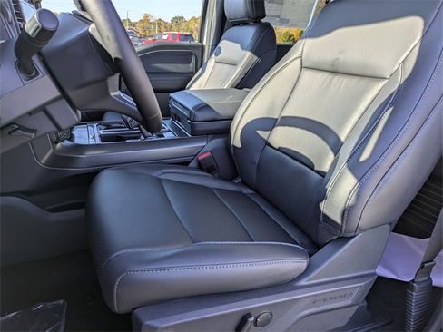 New 2025 Ford F150 Lariat w/ Equipment Group 501A Mid image 14