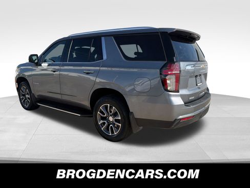 Used 2021 Chevrolet Tahoe LT w/ Luxury Package image 6