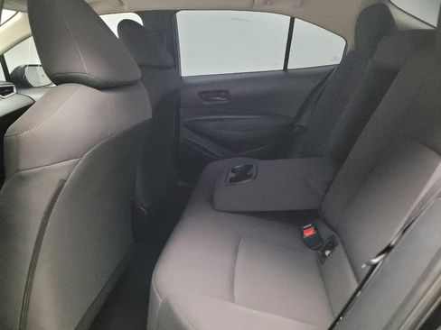 Used 2022 Toyota Corolla LE FWD image 18