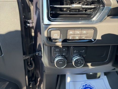 New 2026 GMC Yukon Elevation w/ LPO, Floor Liner Package image 19