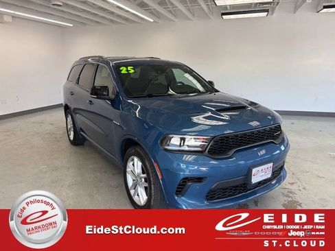 Used 2025 Dodge Durango R/T AWD/4WD image 1