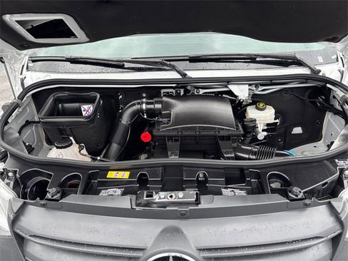 Used 2023 Mercedes-Benz Sprinter 144 Cargo image 32