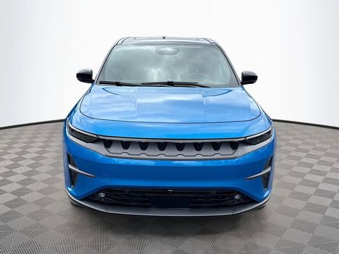 Used 2025 Jeep Wagoneer S Limited image 2