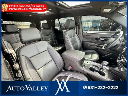 Used 2023 Chevrolet Traverse RS w/ LPO, Floor Liner Package AWD/4WD image 19