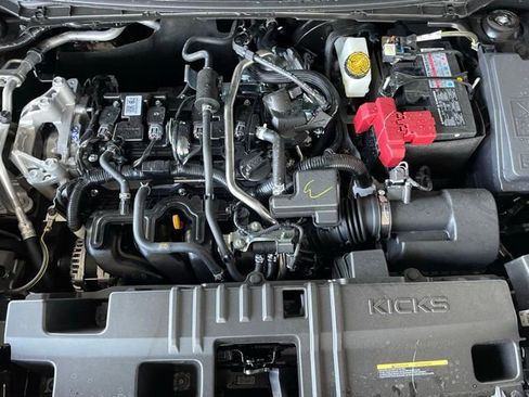 New 2025 Nissan Kicks SV w/ SV Premium Package image 21