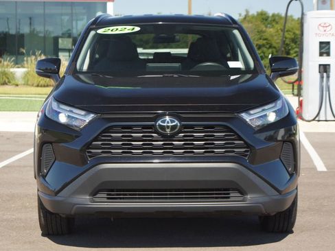 Used 2024 Toyota RAV4 XLE image 22