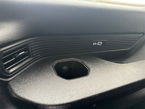 Used 2022 Jeep Wagoneer Series II w/ Premium Group I image 38