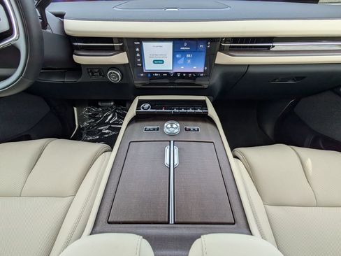 New 2027 Lincoln Navigator L Reserve w/ Jet Appearance Package AWD/4WD image 19