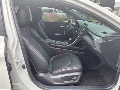 Used 2021 Toyota Avalon TRD image 26
