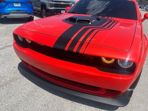Used 2022 Dodge Challenger R/T Scat Pack RWD image 7