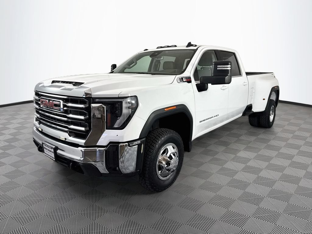 Used 2024 GMC Sierra 3500 SLE w/ SLE Convenience Package AWD/4WD image 3