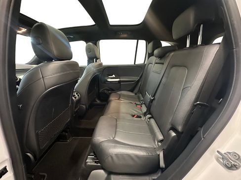 Used 2020 Mercedes-Benz GLB 250 4MATIC image 12