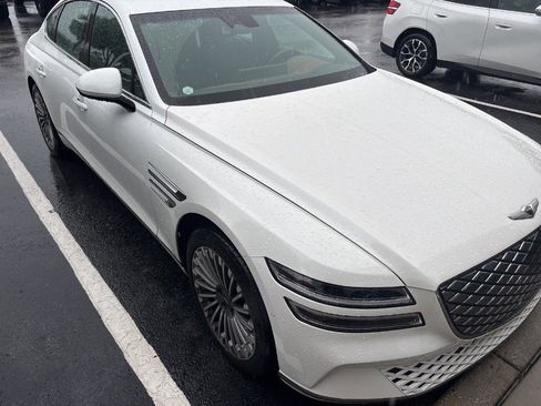 Used 2024 Genesis G80 Prestige w/ Prestige Package image 1