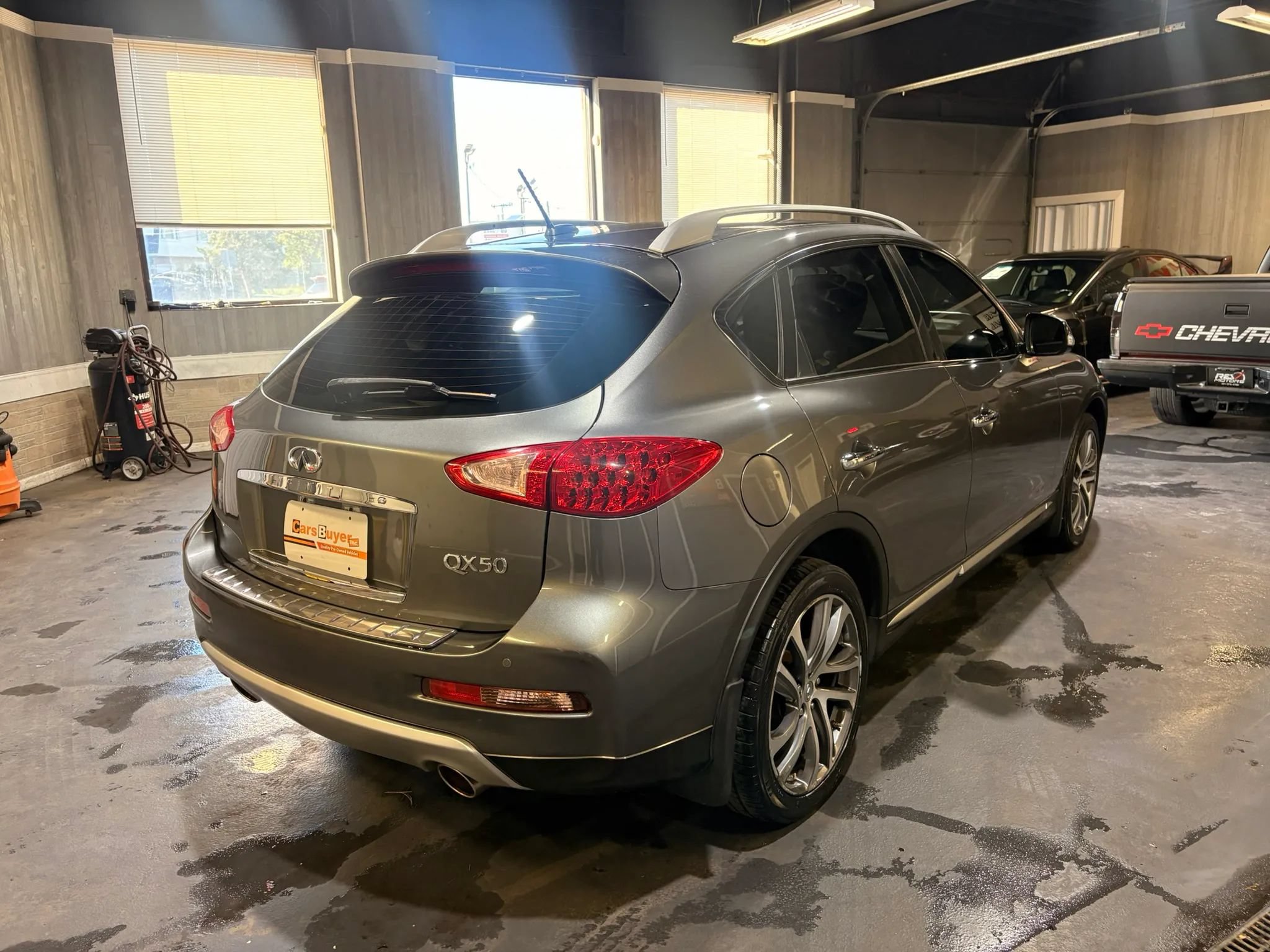 Used 2016 INFINITI QX50 AWD w/ Deluxe Touring Package image 6