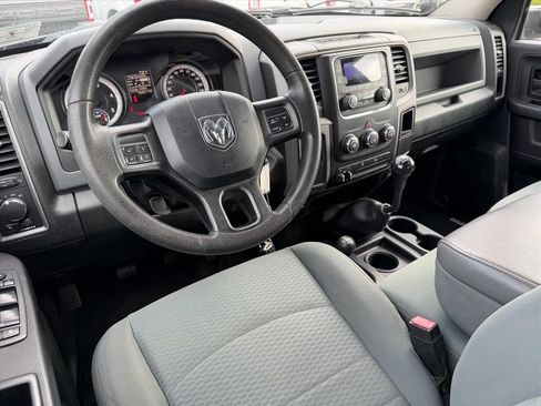 Used 2015 RAM 3500 Tradesman w/ Chrome Appearance Group AWD/4WD image 11