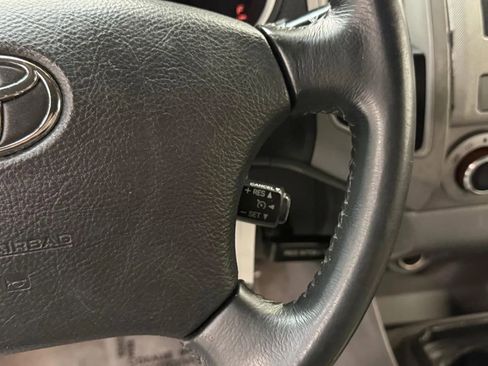 Used 2006 Toyota Tacoma Pickup 4D 6 ft image 26