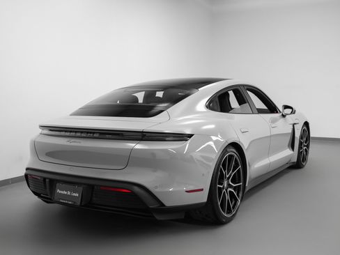 New 2025 Porsche Taycan image 12